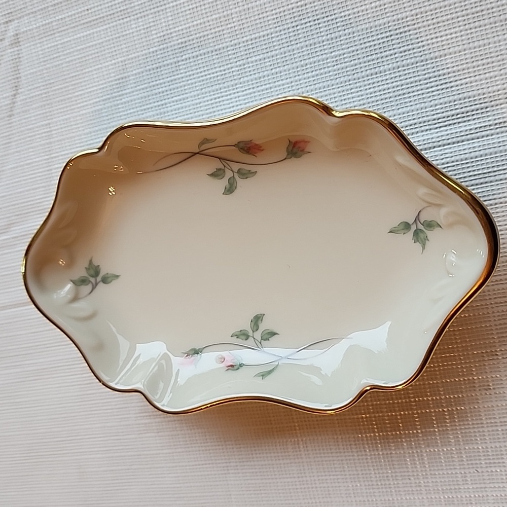 Rose Manor Pink, small tray by Lenox